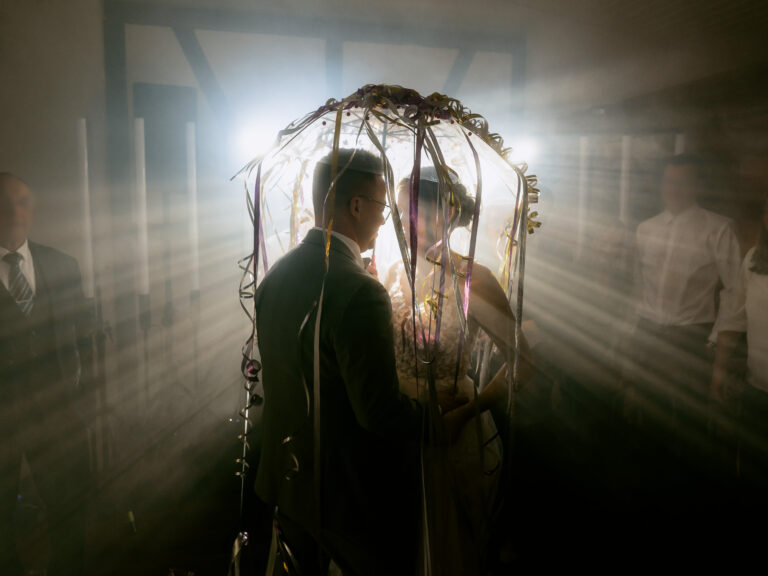 Brautpaar beim Hochzeitstanz in der Scheunenwirtin